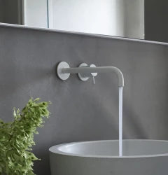 Waterevolution Flow built-in washbasin tap matt white with spout 25cm T116BBR-25