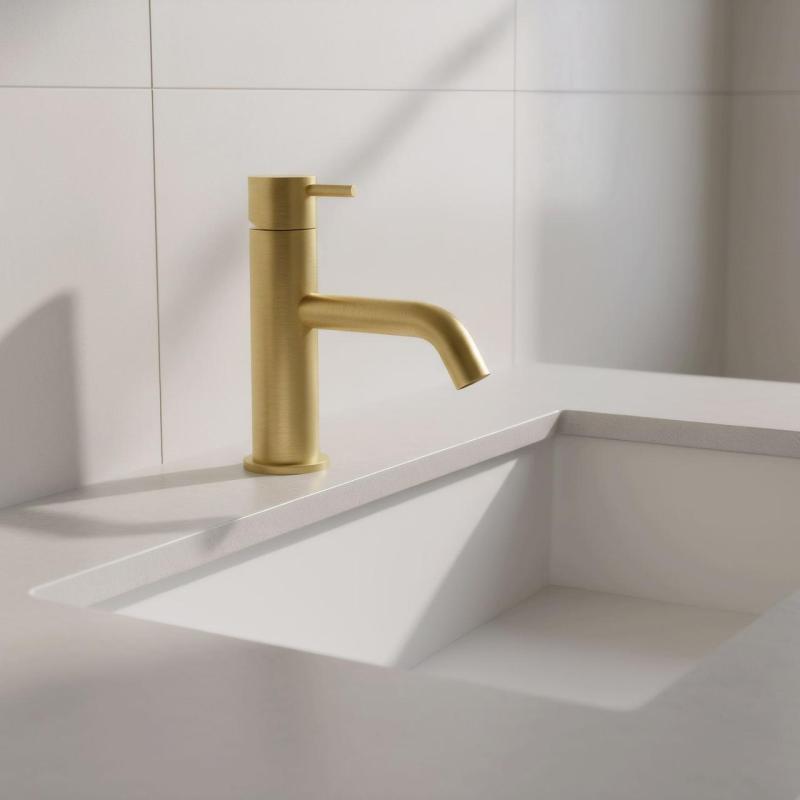 Waterevolution Flow basin tap brushed brass T1101ALE