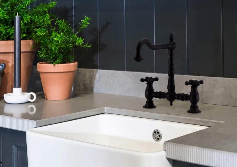 PB Nostalgic Bridge kitchen tap Matt black angled spout with star knobs PBN.ZW.H.ST