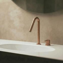 Waterevolution Flow 2-hole sink faucet PVD Brushed Copper with small V-Shaped 127mm spout T1121VCPE