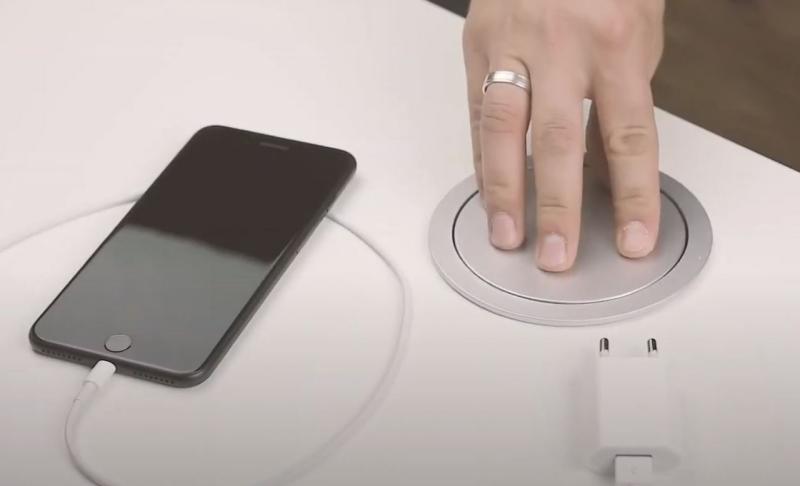 Indux Push retractable pin earthing silver kitchen socket for worktop with 4 outlets 1208957413