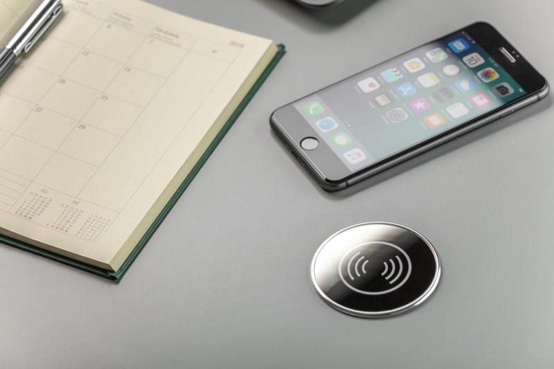 LUX wireless charger 1208958745