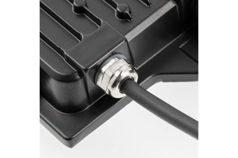 G-TECH LED floodlight with motion sensor,20W,2000lm,AC220-240V,50/60 Hz,PF>0,9,RA>80,IP65,120°,6000K,black 1208959175