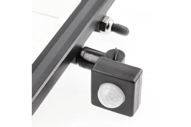 LED floodlight iNEXT with motion sensor 50W 4000lm, PF>0,9, RA>80, IP65, 120°, 6400K, black body 1208962862