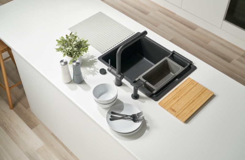 Franke Universal Accessory All-In Set 3 - Cutting Board, Plastic Insert Tray, Draining Mat, and Telescopic Rack 112.0655.483