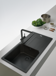 Franke Active L Kitchen Faucet in Onyx with Swivel Spout 115.0653.373