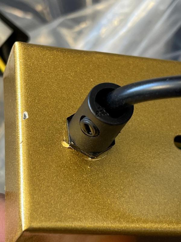 OUTLET Frame Damaged Decor Avelin pendant lamp with gold rectangular frame width 80 cm 2287