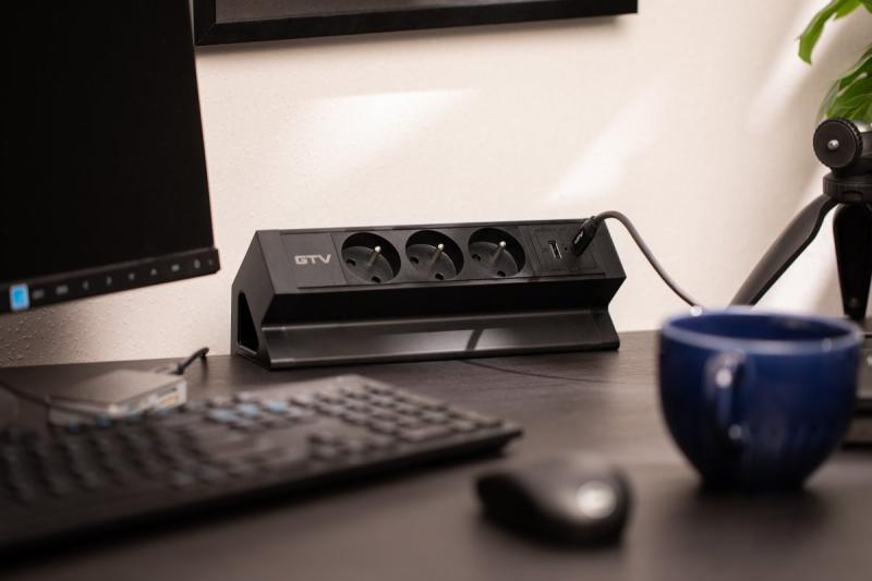 Basco furniture socket, 3 x socket with grounding, USB A+C, 1.5m cable, black with mounting