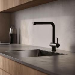 Pure.Sink Elite Steel Pulse-S Kitchen Faucet Matte Black with pull-out spout and spray mode PS8500-10