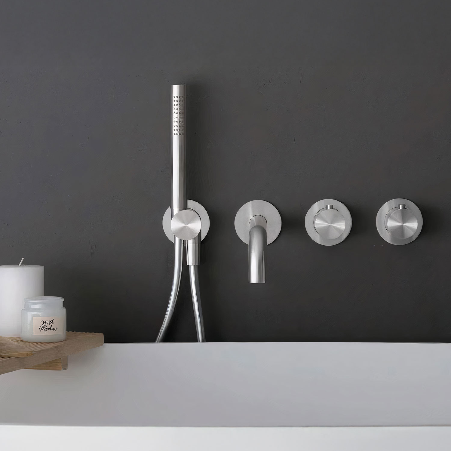 Complete Shower Set vs. Mixing Individual Components – Pros and Cons